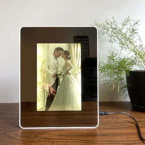 SquareGlow – Simple, elegant, premium feel.