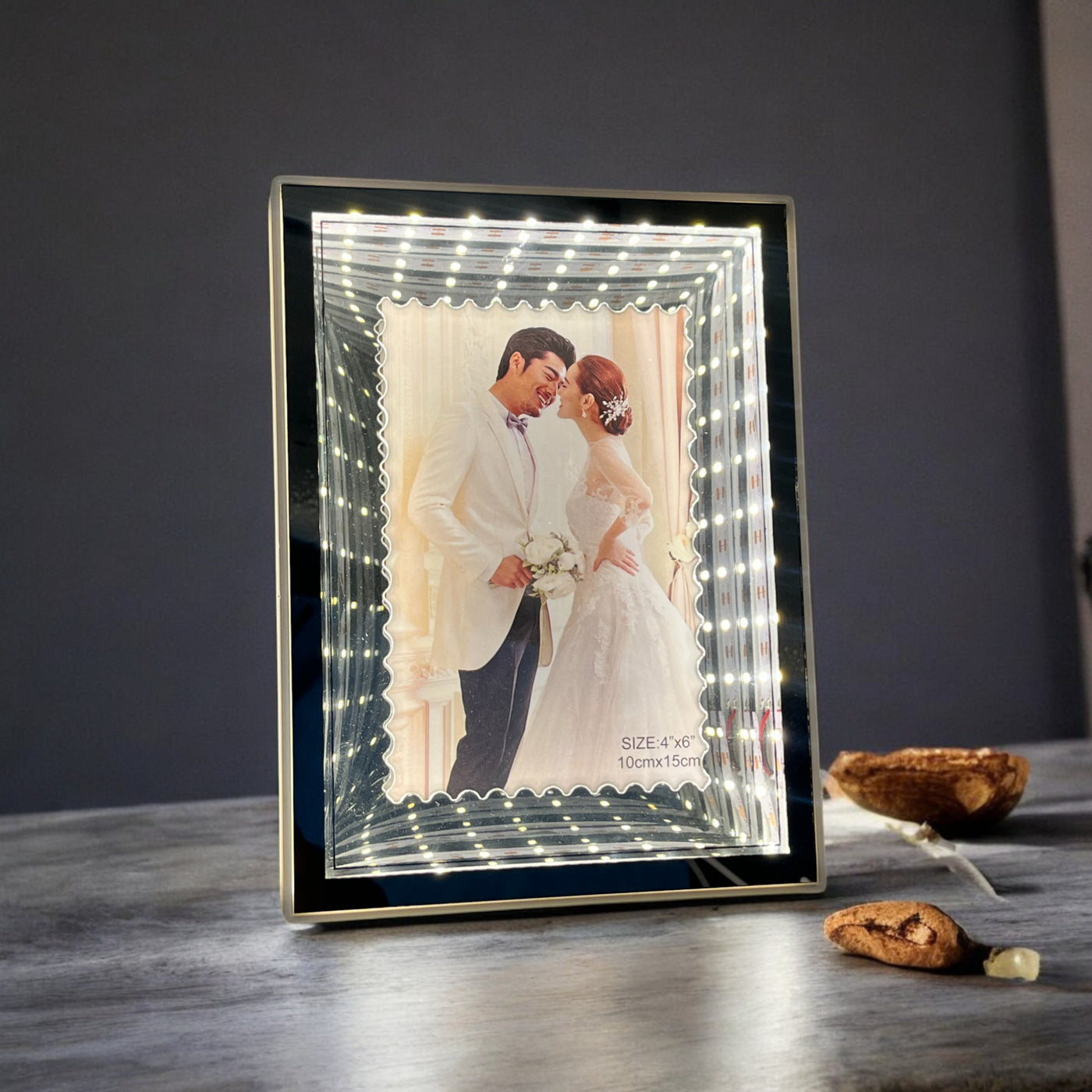 Romantic Shine 3D LED Personalized Photo Frame – Floating Glass Display for Couples & Gifts